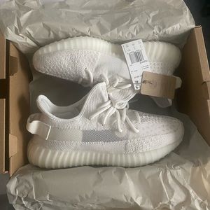 Yeezy 350 boost V2